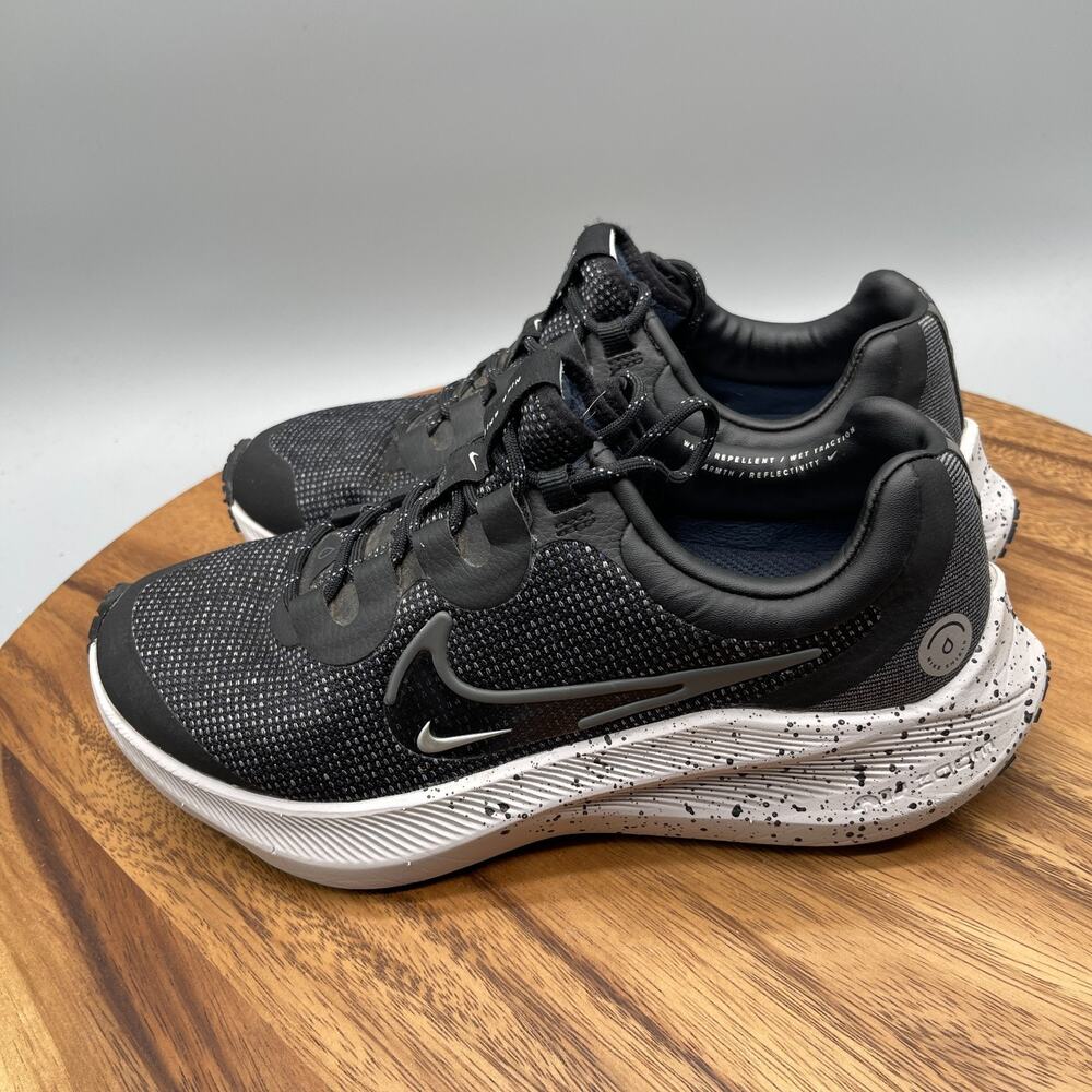 Nike Zoom Winflo 8 Shield Shoes Womens Size 7 Black Running Comfort Walking Gym - Picture 3 of 8